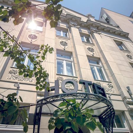 Public House Hotel Belgrado Exterior foto